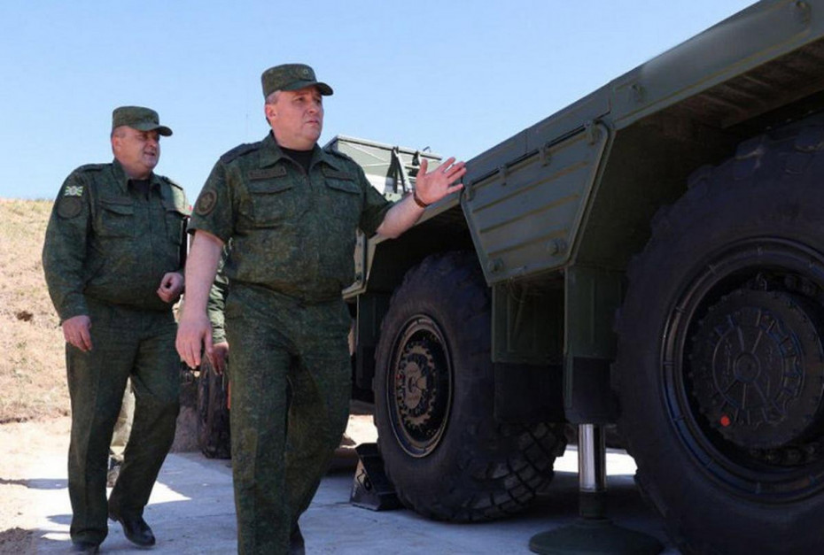 Хренин: постановка на боевое дежурство С-400 усилит оборонный потенциал Беларуси.