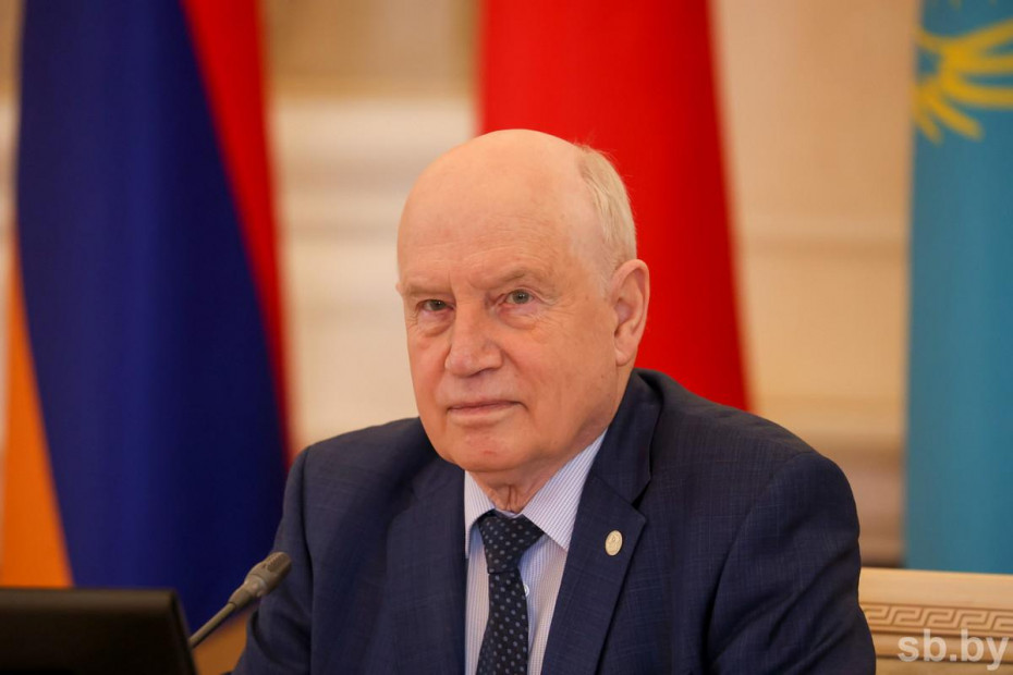 Лебедев возглавит миссию наблюдателей от СНГ на выборах в белорусский Парламент.