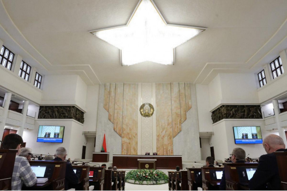 Депутаты приняли законопроект о приостановлении действия ДОВСЕ.